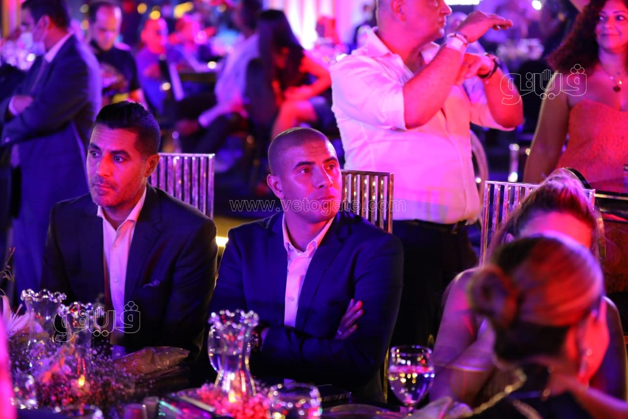  راغب علامة والشاب خالد يتألقان بحفل ضخم في القاهرة الجديدة بحضور نجوم الفن والمشاهير (30)