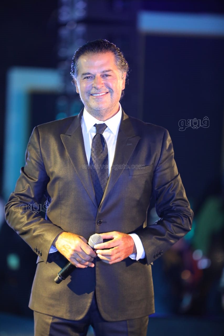  راغب علامة والشاب خالد يتألقان بحفل ضخم في القاهرة الجديدة بحضور نجوم الفن والمشاهير (41)