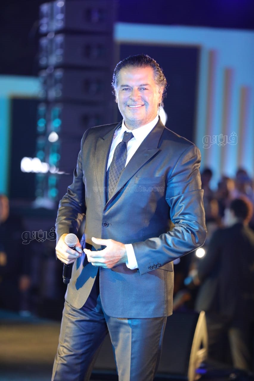  راغب علامة والشاب خالد يتألقان بحفل ضخم في القاهرة الجديدة بحضور نجوم الفن والمشاهير (45)