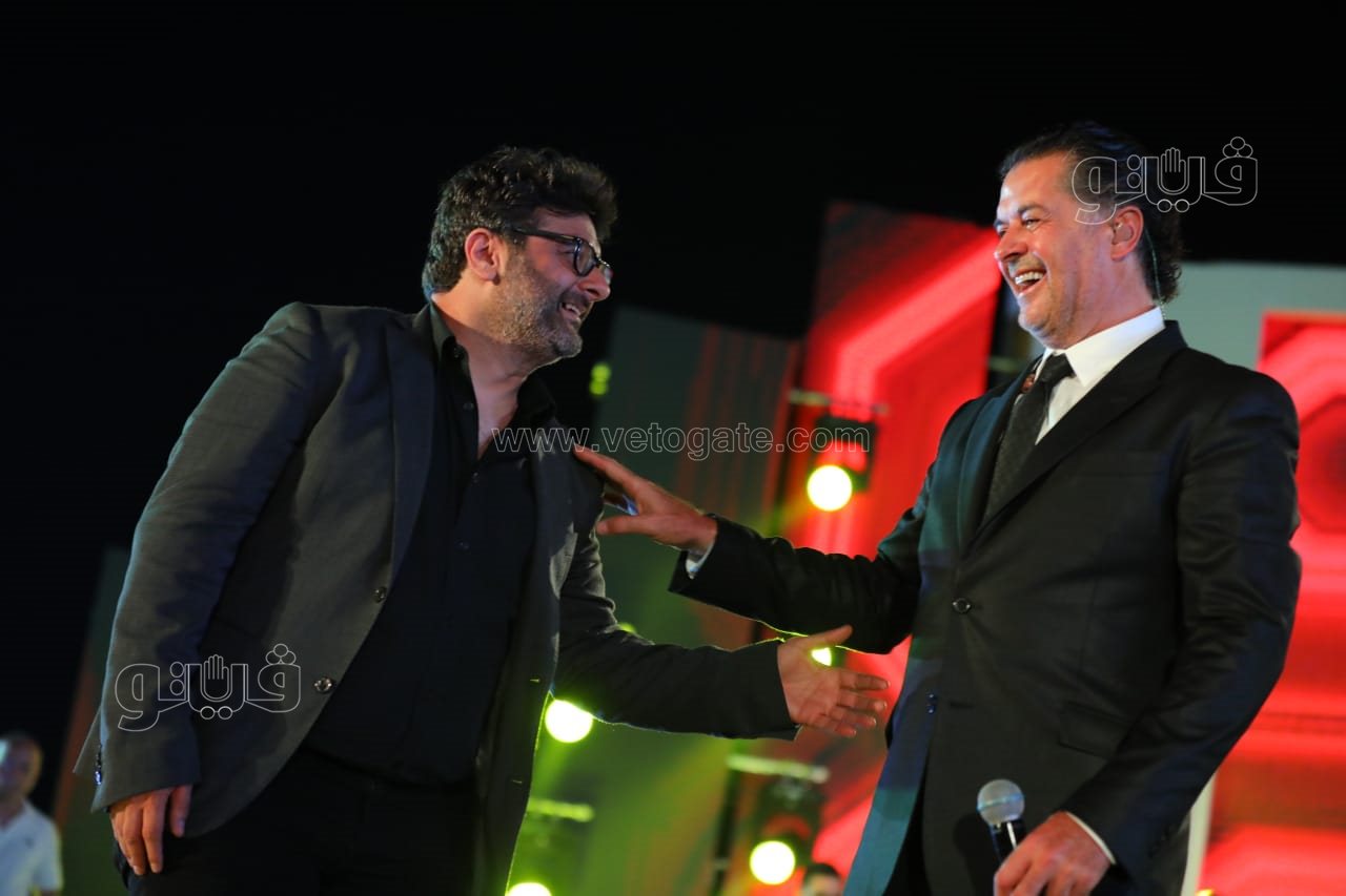  راغب علامة والشاب خالد يتألقان بحفل ضخم في القاهرة الجديدة بحضور نجوم الفن والمشاهير (64)