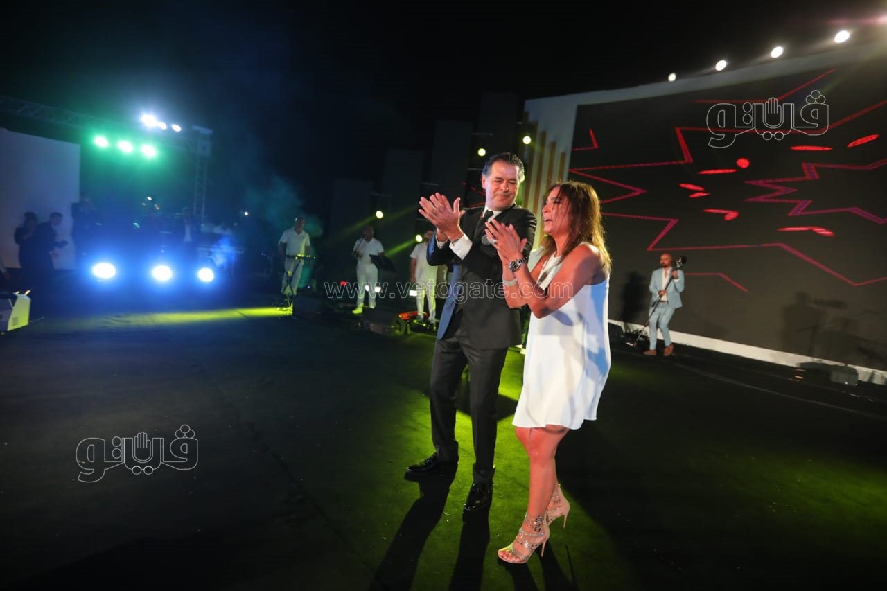  راغب علامة والشاب خالد يتألقان بحفل ضخم في القاهرة الجديدة بحضور نجوم الفن والمشاهير (67)