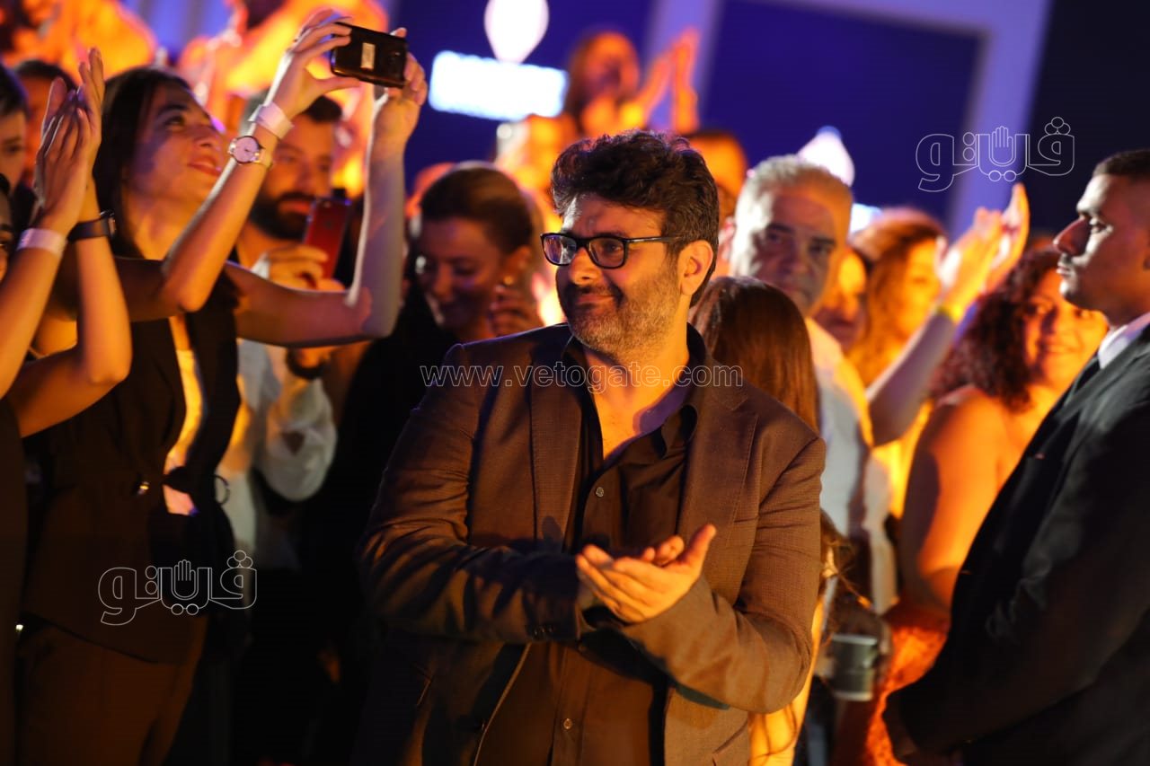  راغب علامة والشاب خالد يتألقان بحفل ضخم في القاهرة الجديدة بحضور نجوم الفن والمشاهير (72)