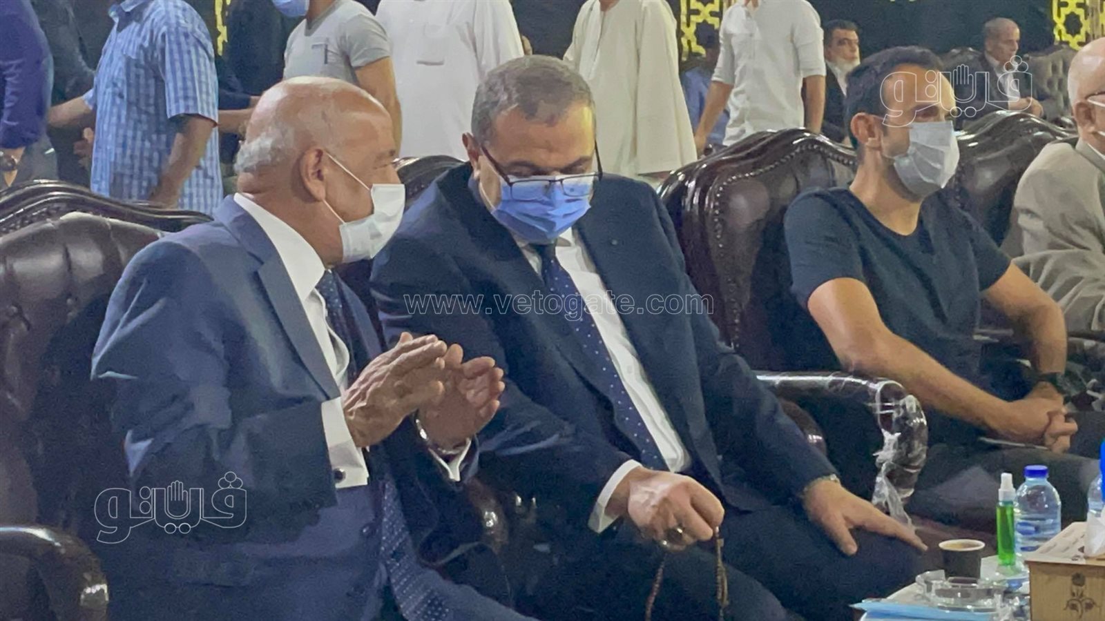 وزير القوى العاملة ومحافظ القليوبية يشاركان في عزاء محمود العربي (5)