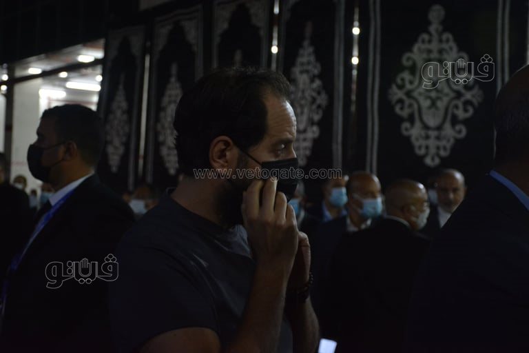 وزير القوى العاملة ومحافظ القليوبية يشاركان في عزاء محمود العربي (22)