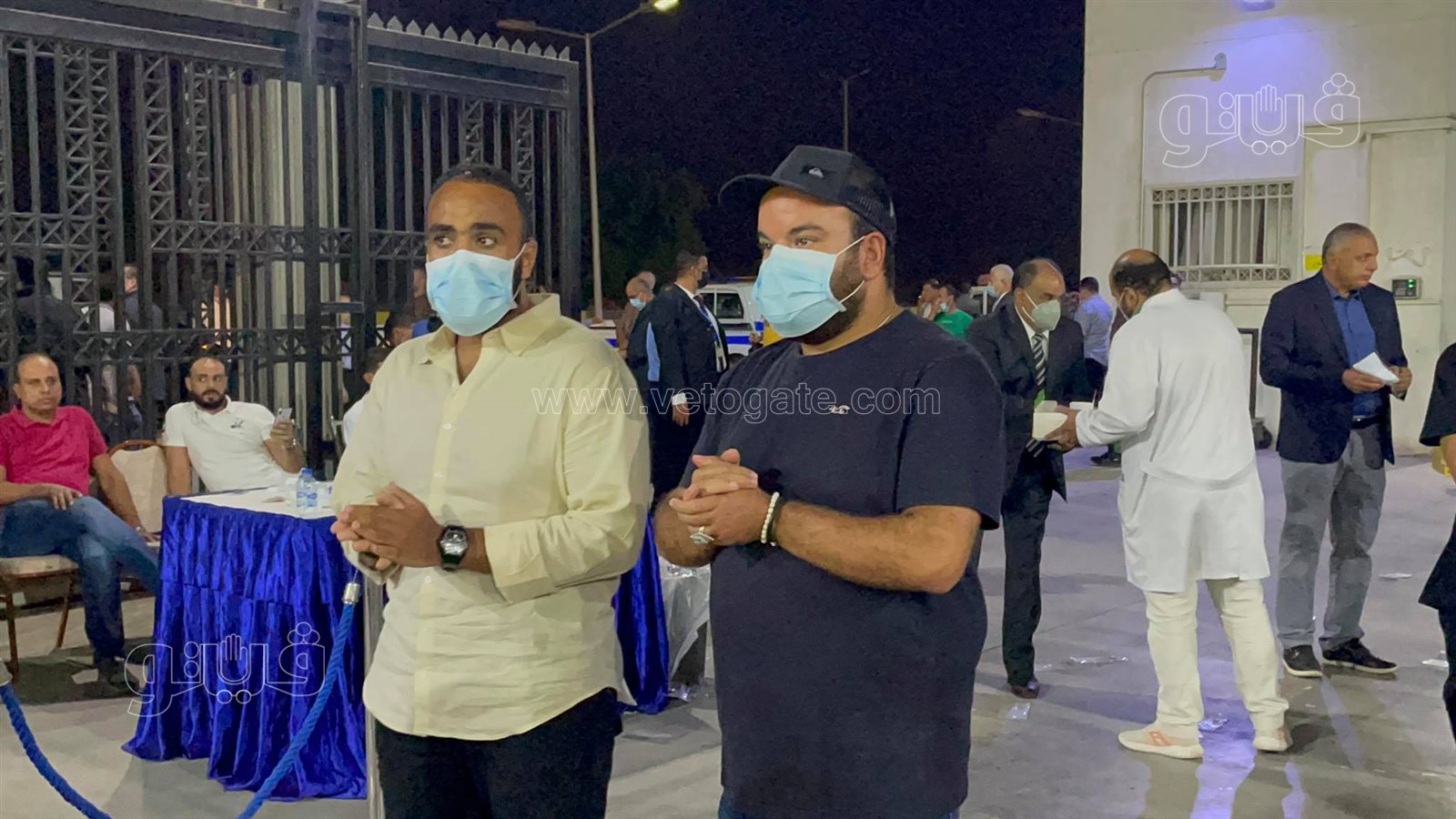 ياسين التهامي وعمرو خالد يحضران عزاء محمود العربي بقليوب (1)