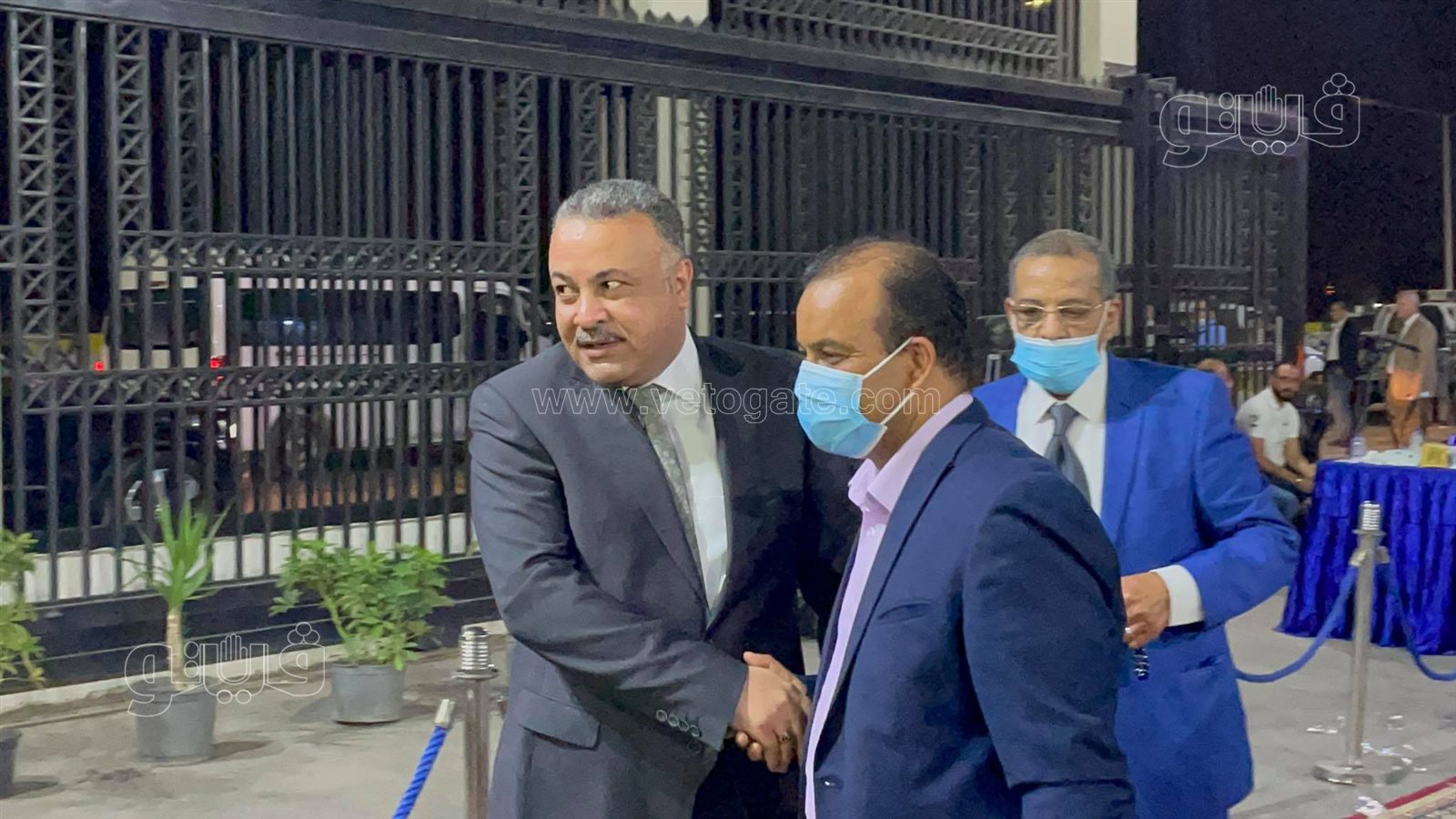 ياسين التهامي وعمرو خالد يحضران عزاء محمود العربي بقليوب (2)