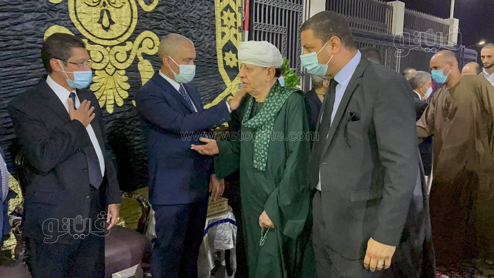 ياسين التهامي وعمرو خالد يحضران عزاء محمود العربي بقليوب (7)