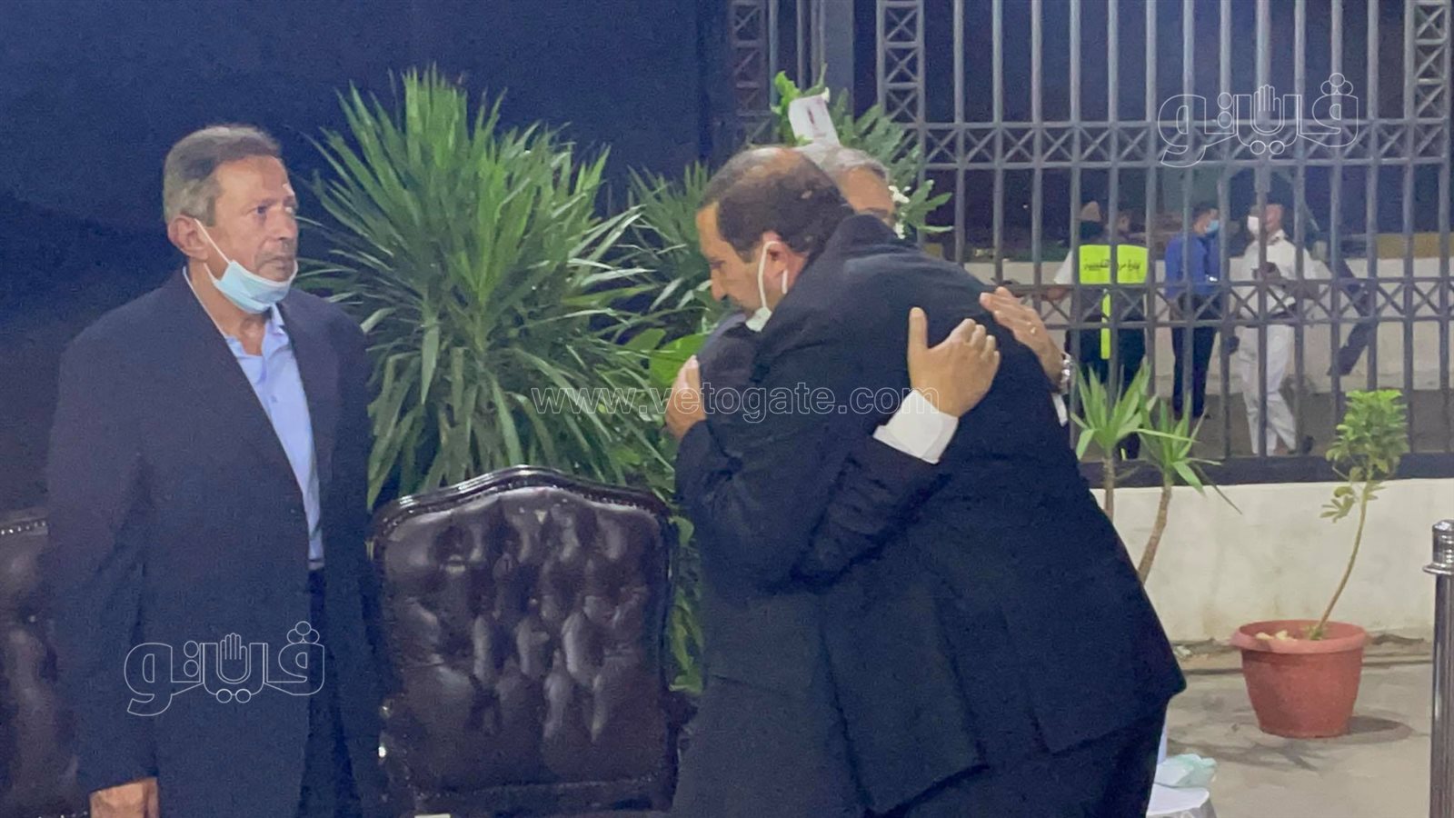 ياسين التهامي وعمرو خالد يحضران عزاء محمود العربي بقليوب (18)