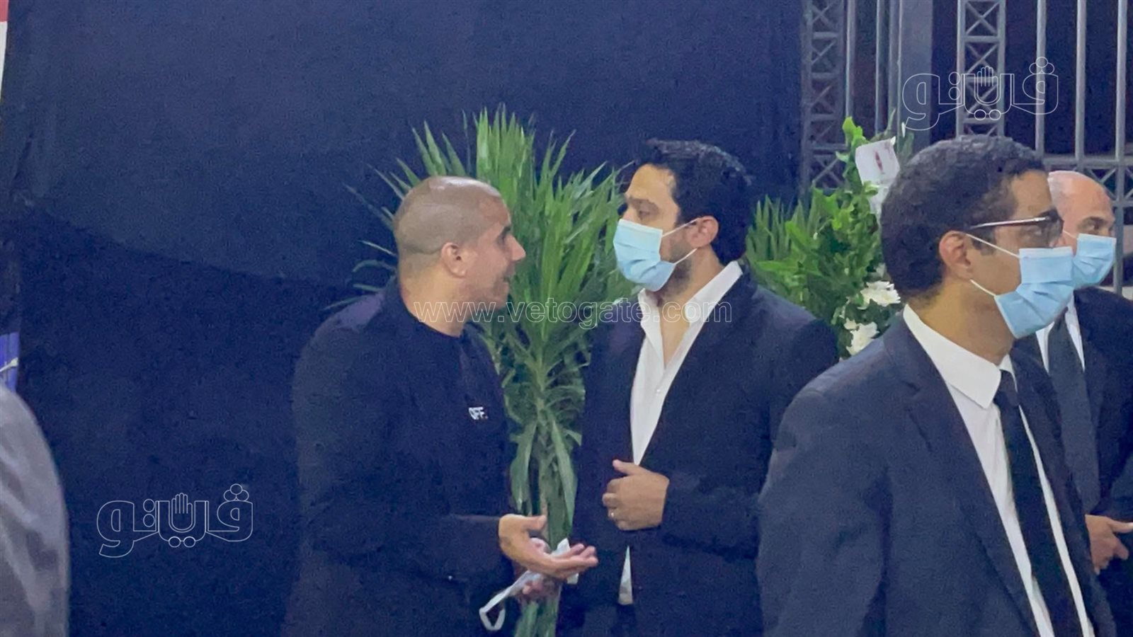 عبد المنعم التراس وزيدان وطارق علام يحضرون عزاء محمود العربي بقليوب (6)