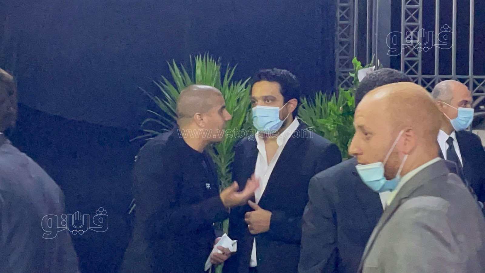 عبد المنعم التراس وزيدان وطارق علام يحضرون عزاء محمود العربي بقليوب (11)