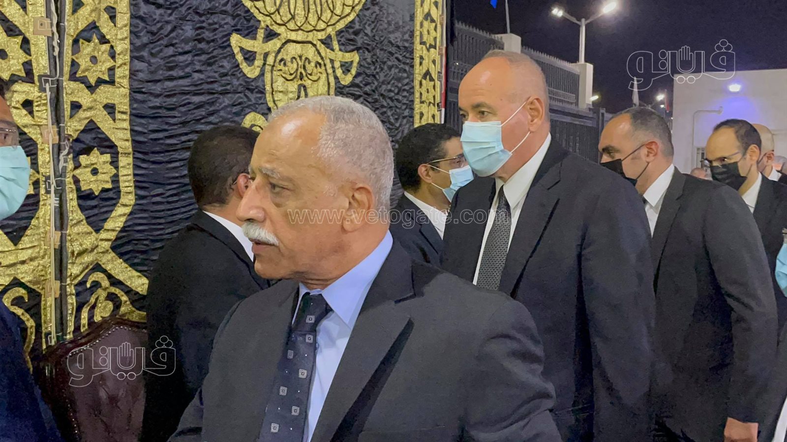 أحمد عمر هاشم ومعيط وراشد يشاركون في عزاء محمود العربي (9)