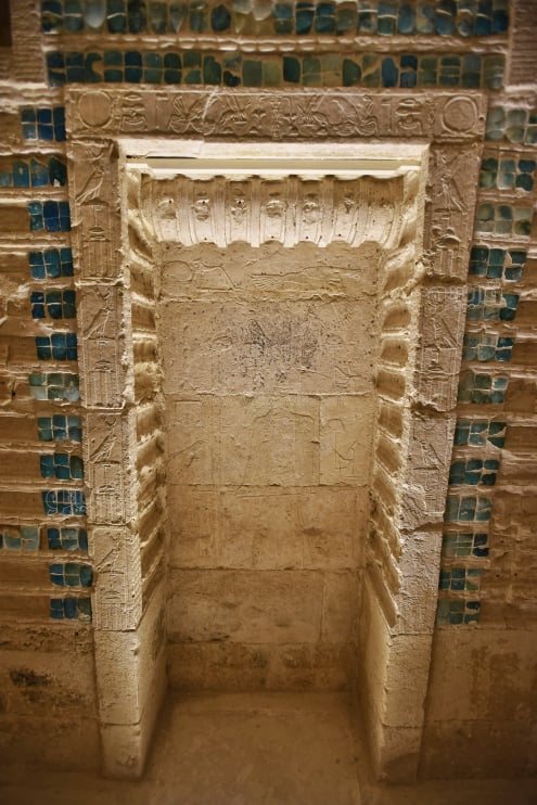 ترميم المقبرة الجنوبية للملك زوسر (5)