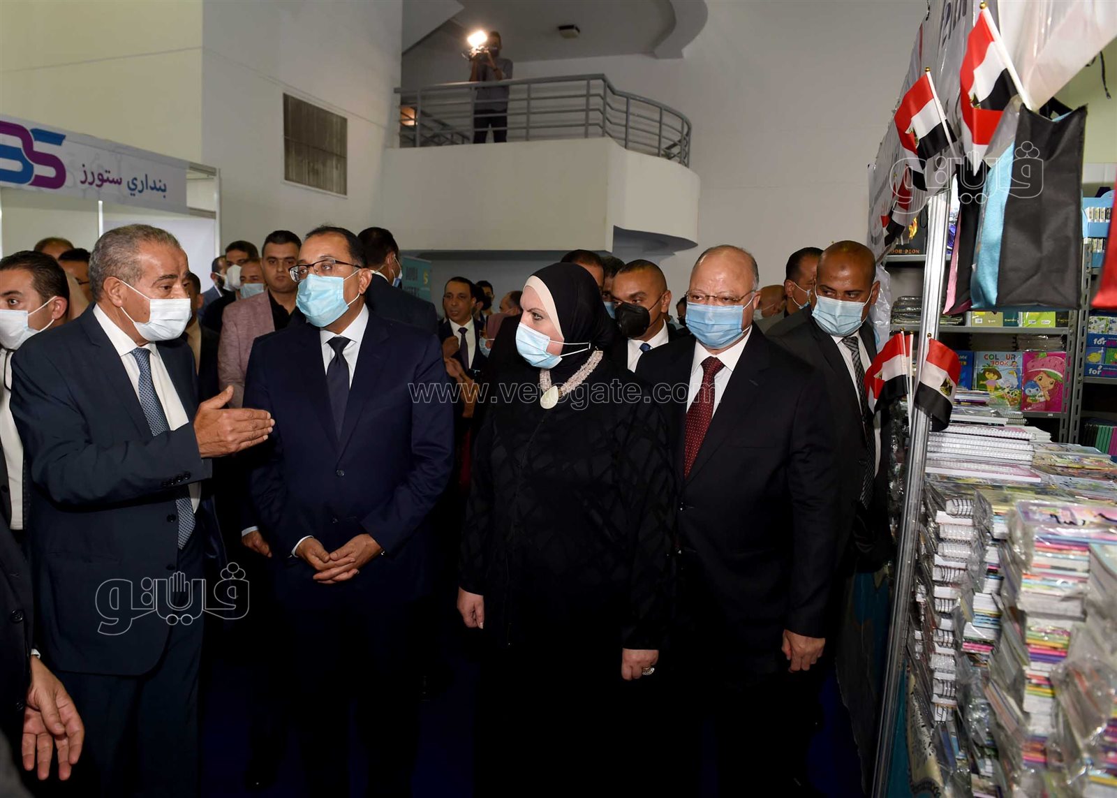 رئيس الوزراء يفتتح معرض اهلا مدارس (6)