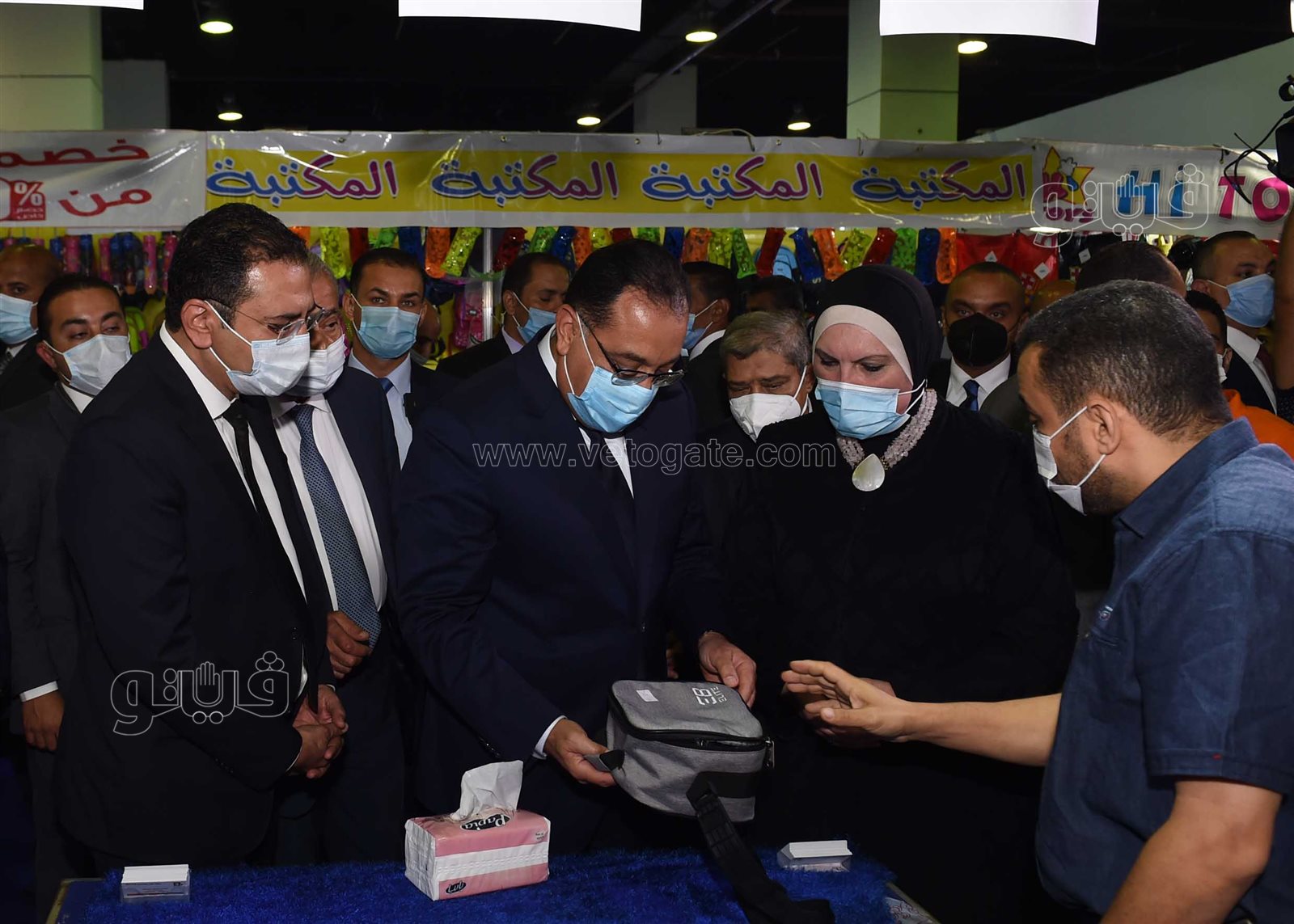 رئيس الوزراء يفتتح معرض اهلا مدارس (10)