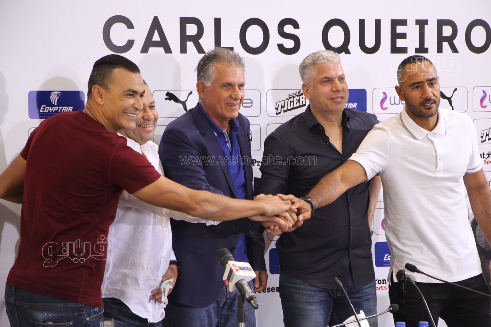 الصور الأولى لـ كارلوس كيروش مدرب المنتخب مع جهازه الفني (12)