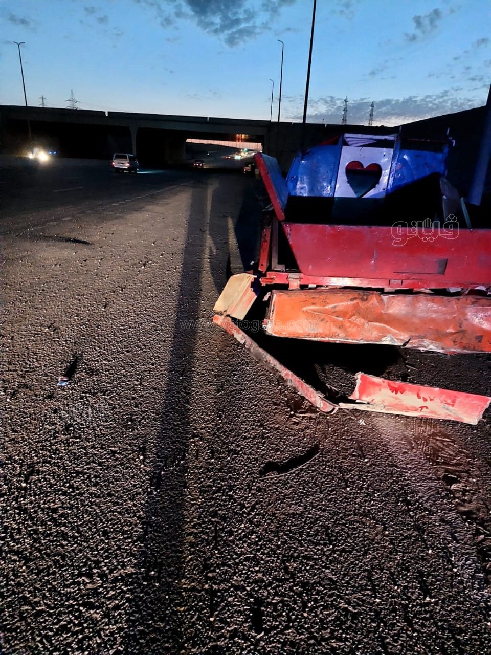 4CBC4F33-64BA-49A4-938A-7FEDAD2BF645