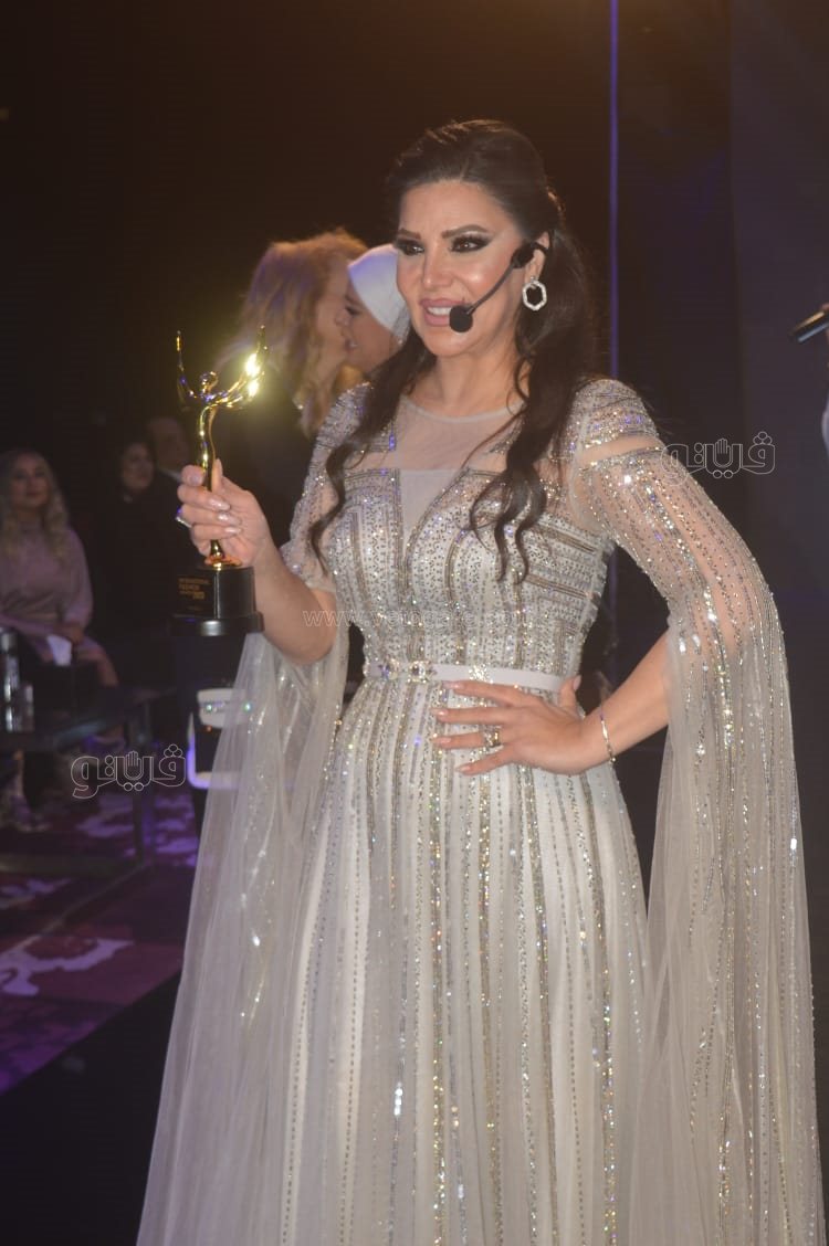 عبير صبرى وسيمون أبرز الحضور في فاشون أوورد فى دورته التاسعة (22)