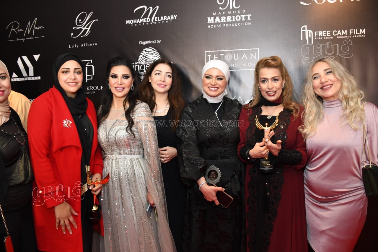 عبير صبرى وسيمون أبرز الحضور في فاشون أوورد فى دورته التاسعة (36)