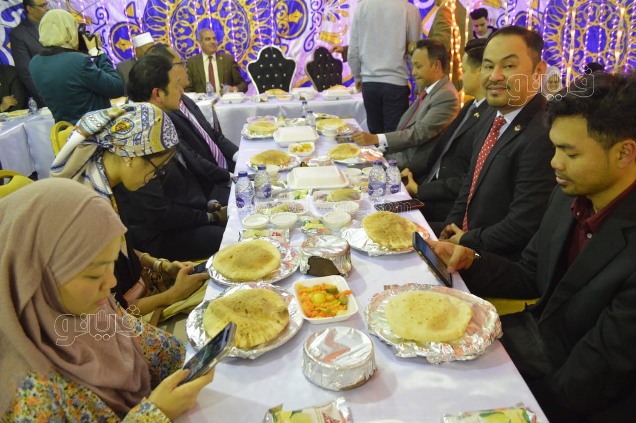 إفطار جماعي لخريجي الأزهر والطلاب الوافدين (1)