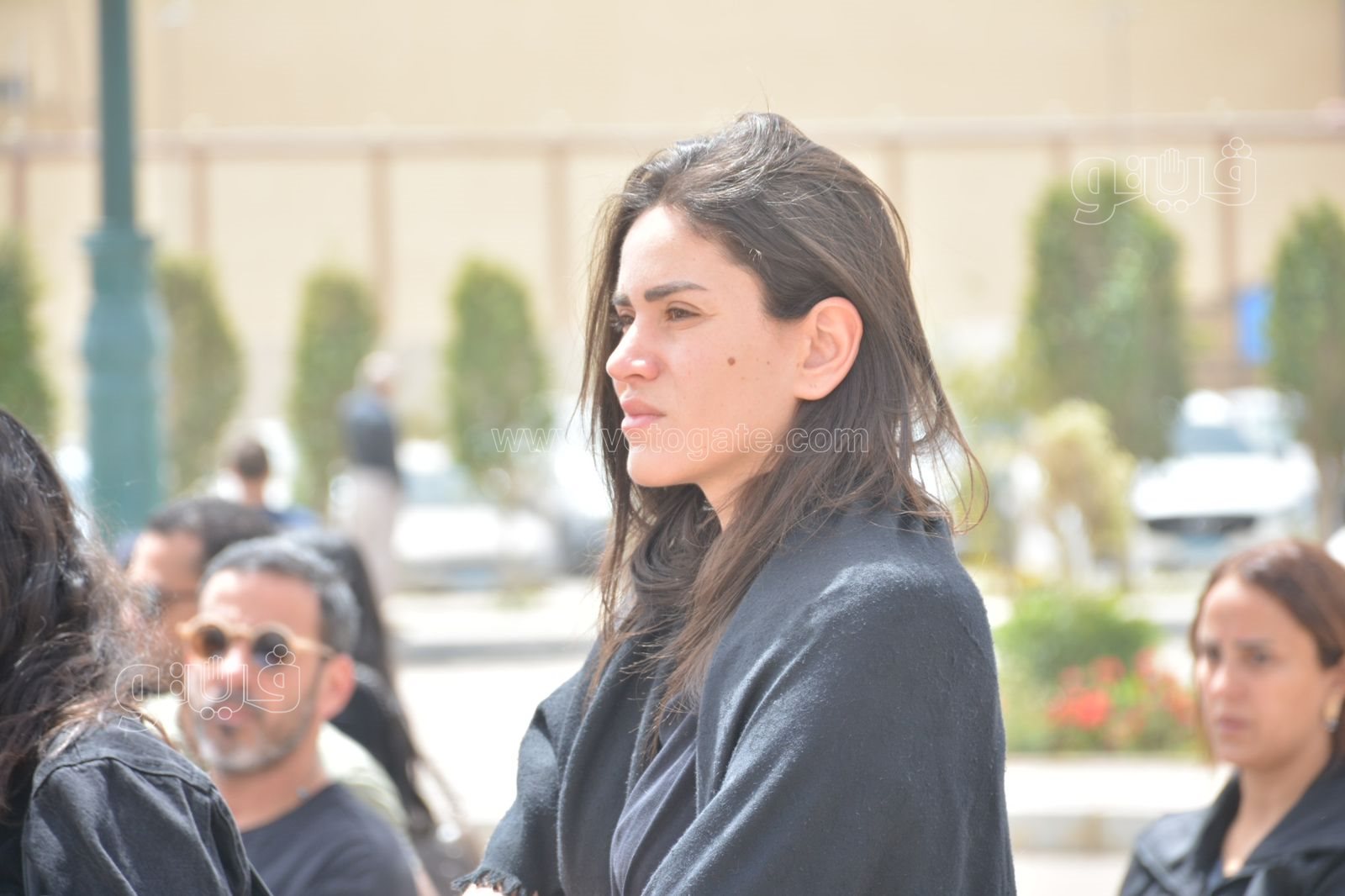 مراسم تشييع جثمان والد الفنانة دينا الشربيني (7)