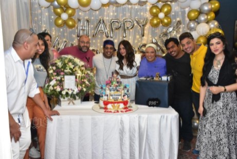 زوجة أوس أوس تحتفل بعيد زواجهما الخامس (1)