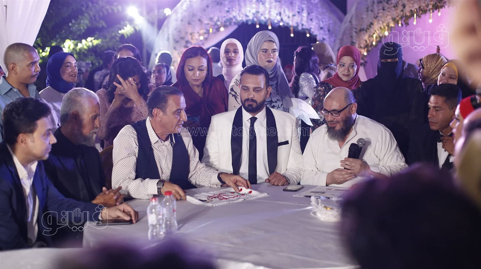 حفل زفاف جماعي (2)