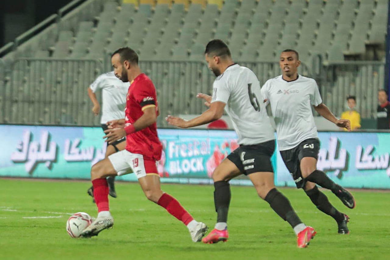 الأهلي والطلائع (7)