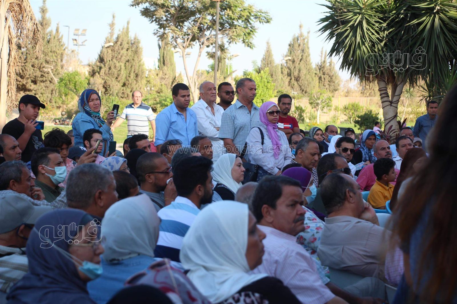 received_377805360559069