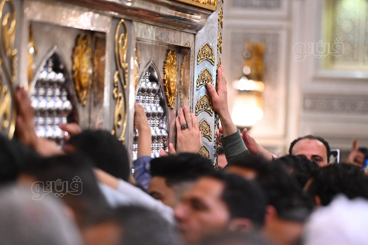 زحام كبير على مقام الإمام الحسين في ليلة القَدْر (15)