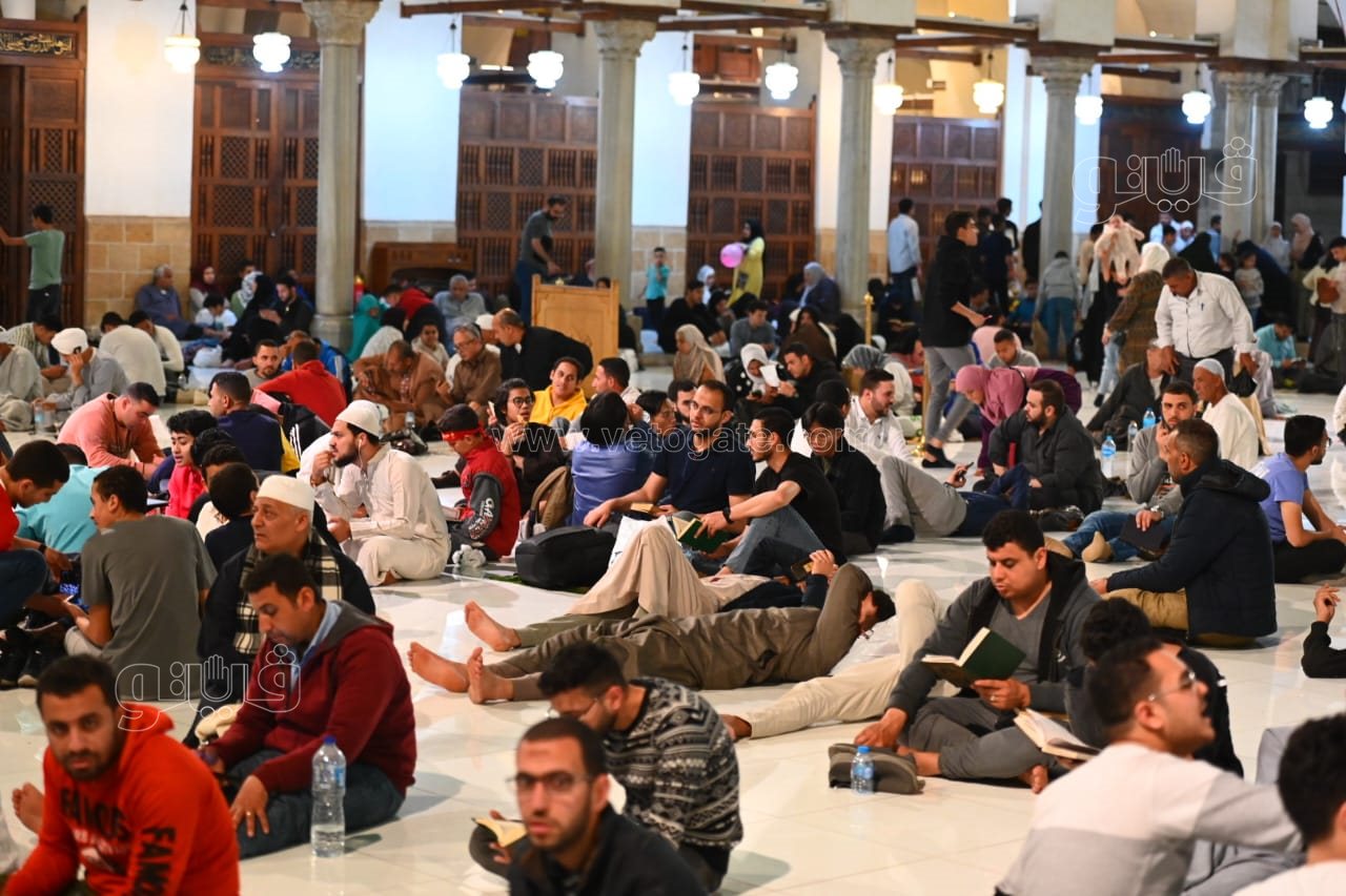 نفحات ليلة القدر تسيطر على الأجواء في الجامع الأزهر (2)