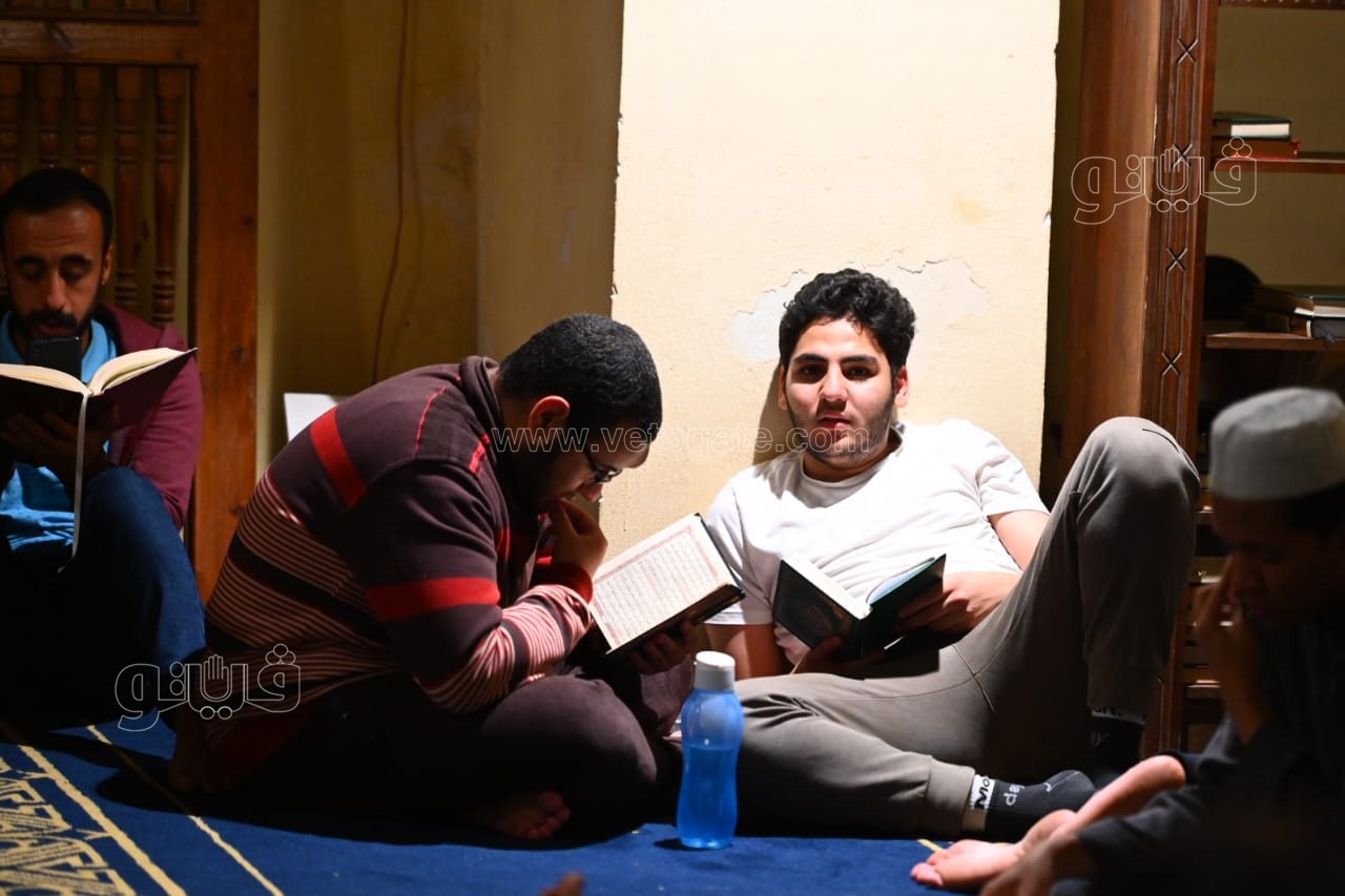 نفحات ليلة القدر تسيطر على الأجواء في الجامع الأزهر (12)