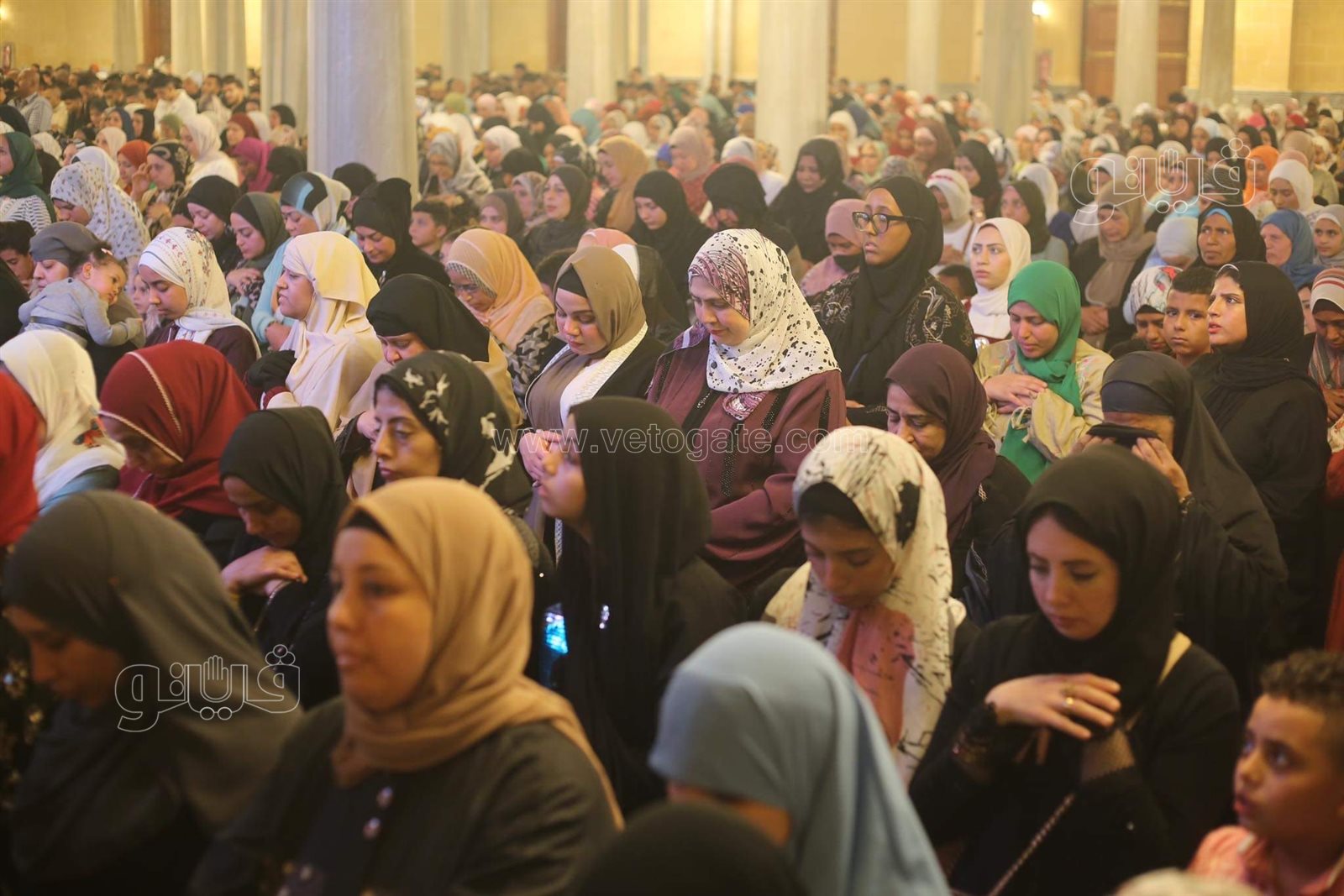 صلاة عيد الفطر بمسجد الحسين (1)