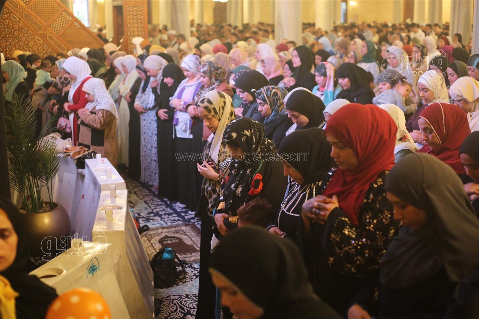 صلاة عيد الفطر بمسجد الحسين (5)