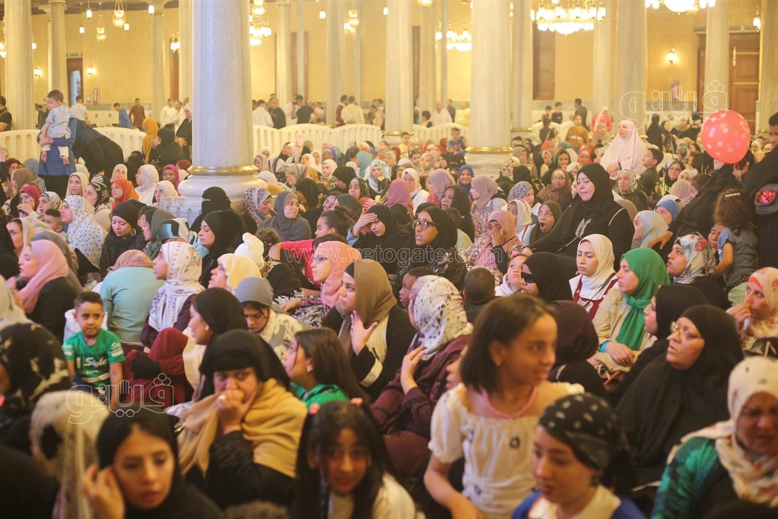 صلاة عيد الفطر بمسجد الحسين (8)