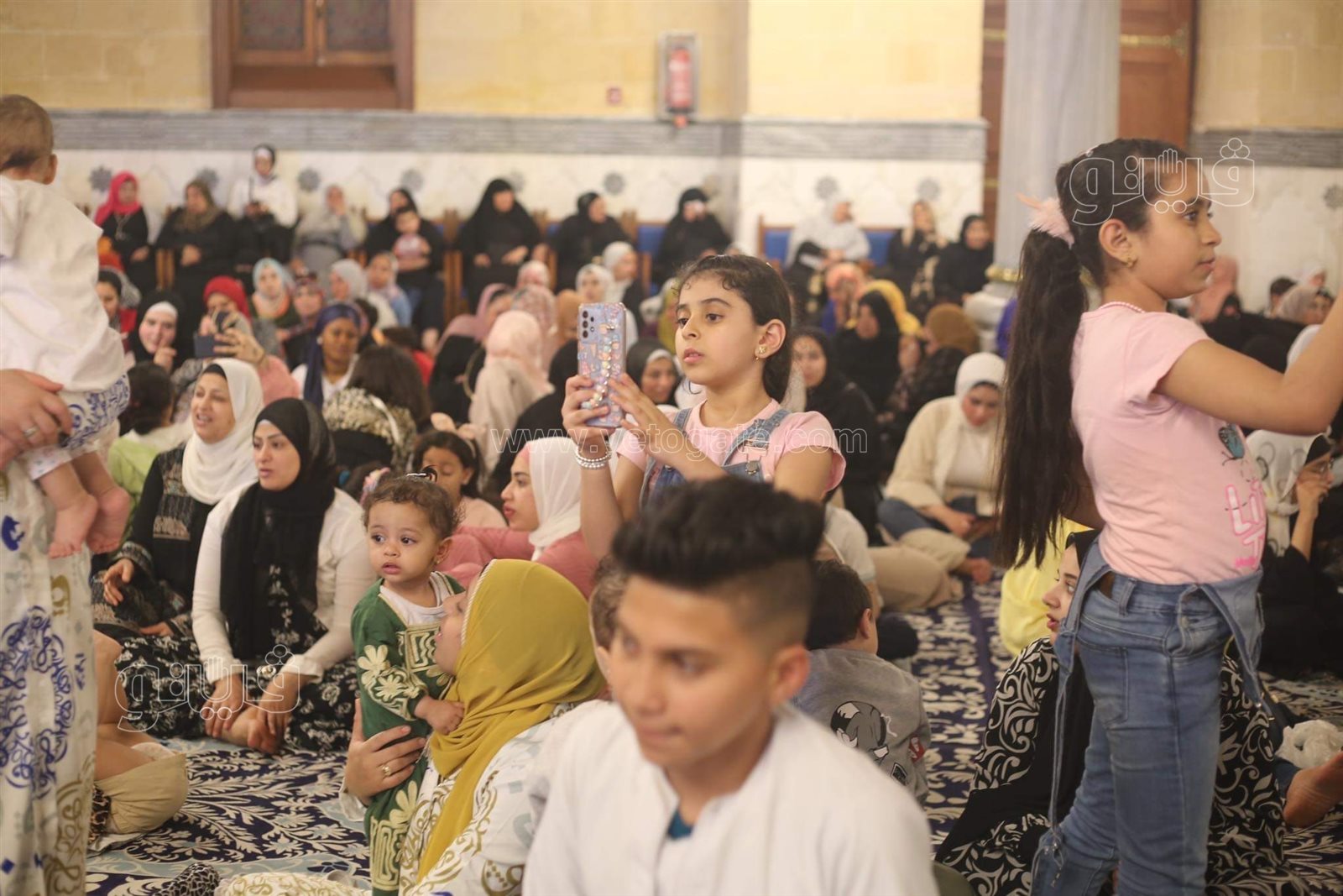 صلاة عيد الفطر بمسجد الحسين (10)