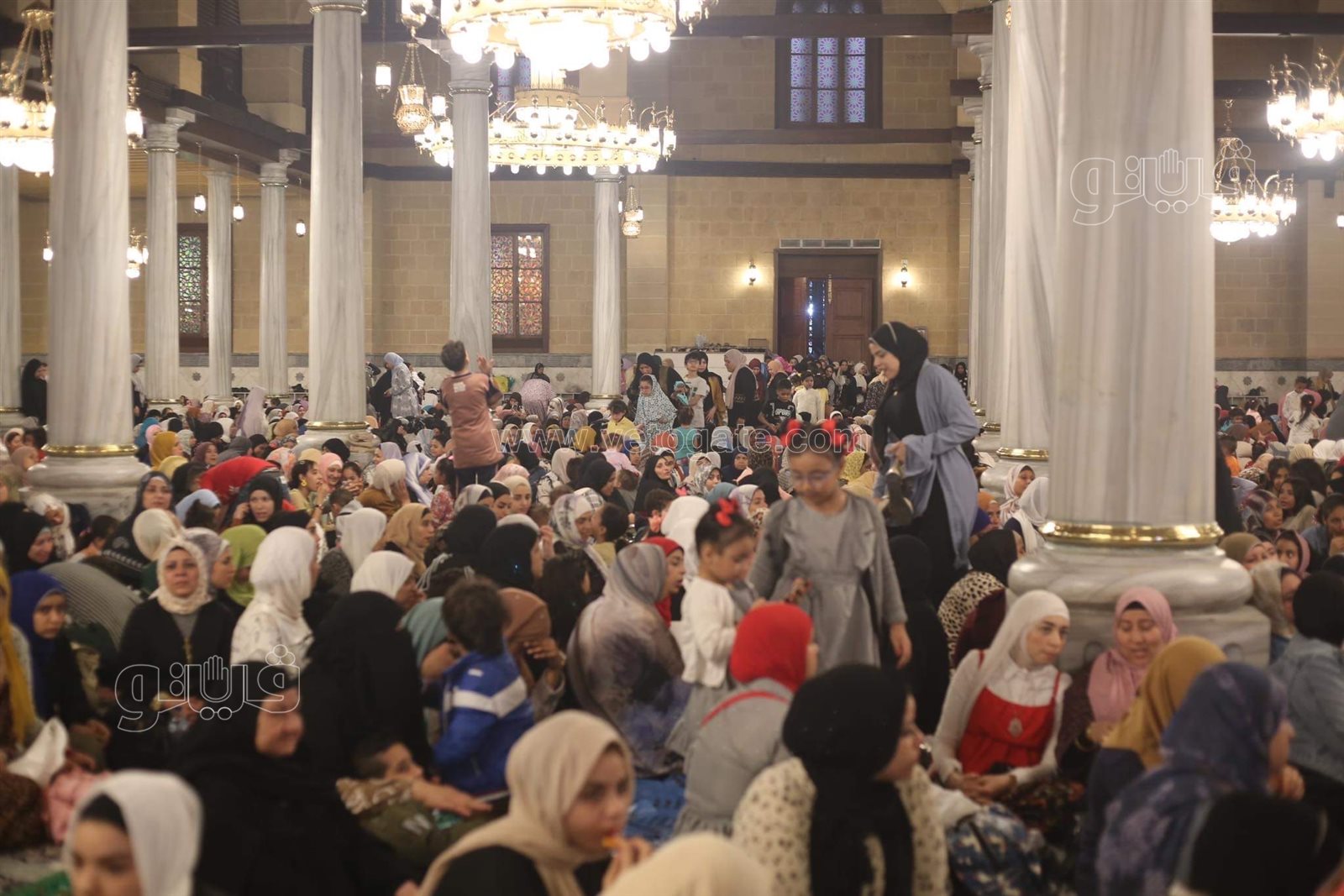 صلاة عيد الفطر بمسجد الحسين (11)