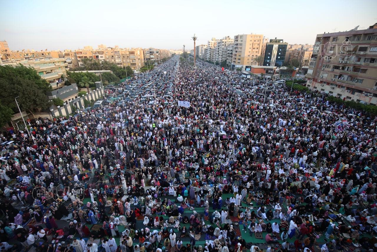  صلاة عيد الفطر بمسجد الصديق (3)