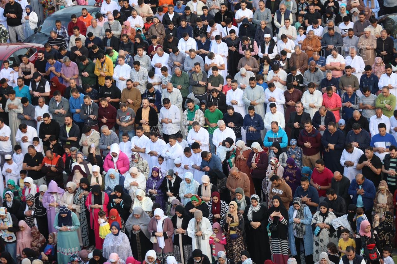  صلاة عيد الفطر بمسجد الصديق (4)