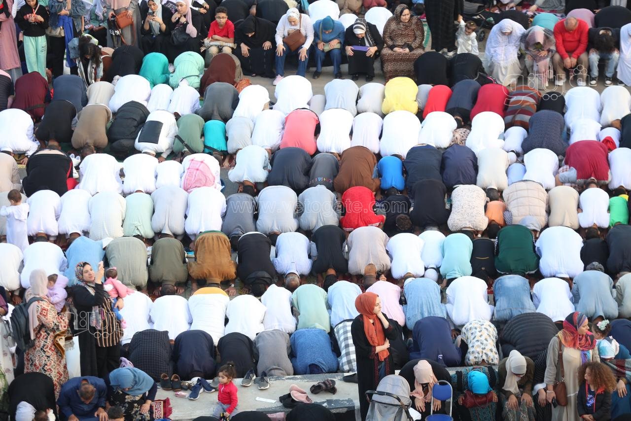  صلاة عيد الفطر بمسجد الصديق (7)