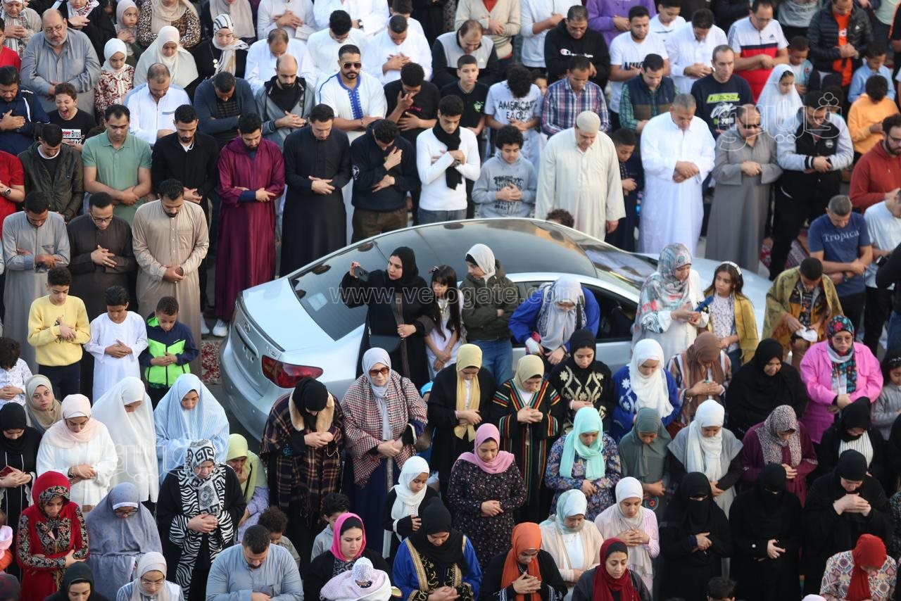  صلاة عيد الفطر بمسجد الصديق (10)