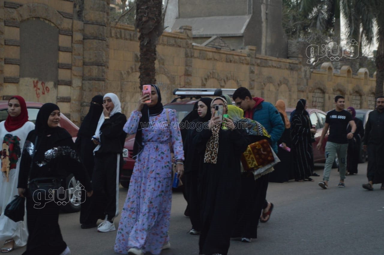 صلاة العيد من مسجد عمرو بن العاص واحتفالات المواطنين (4)