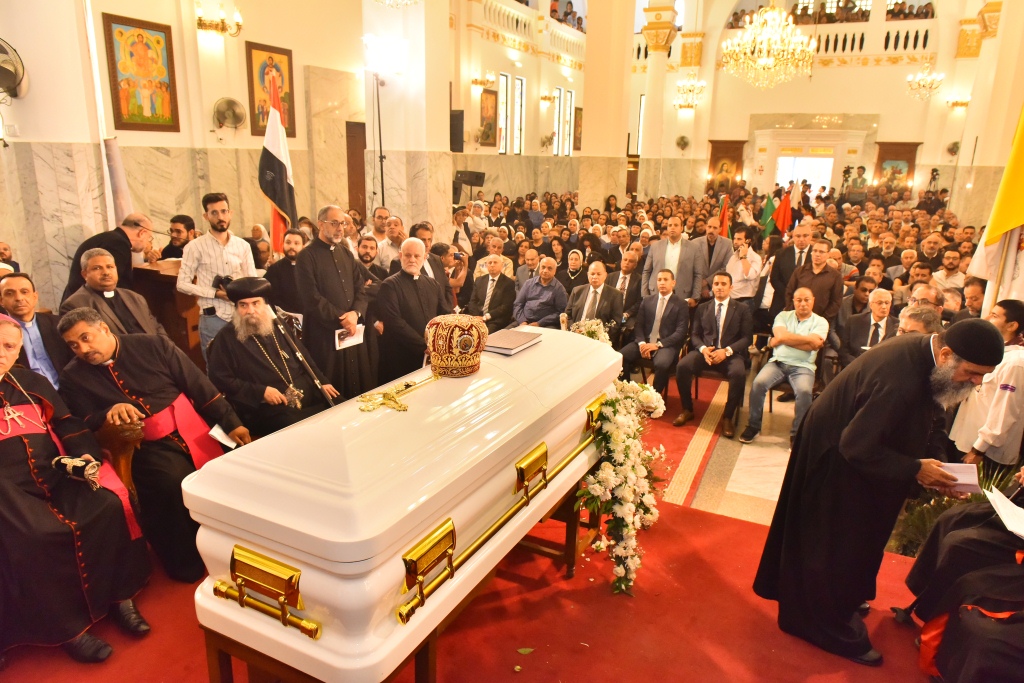 received_1304143107190979