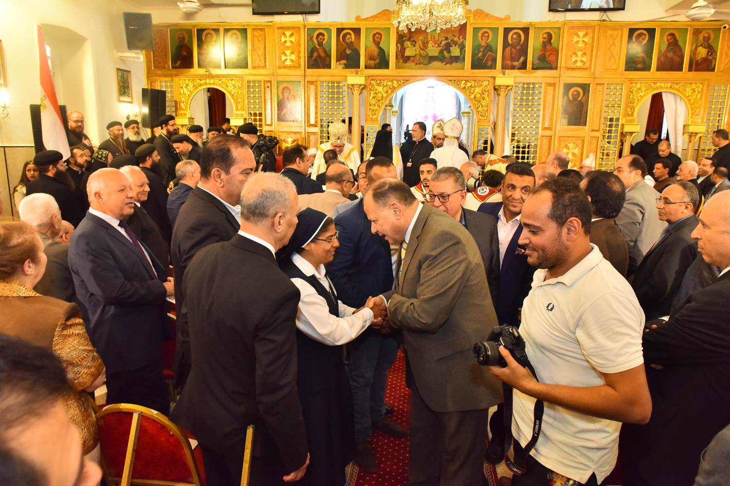 received_3492416237681515