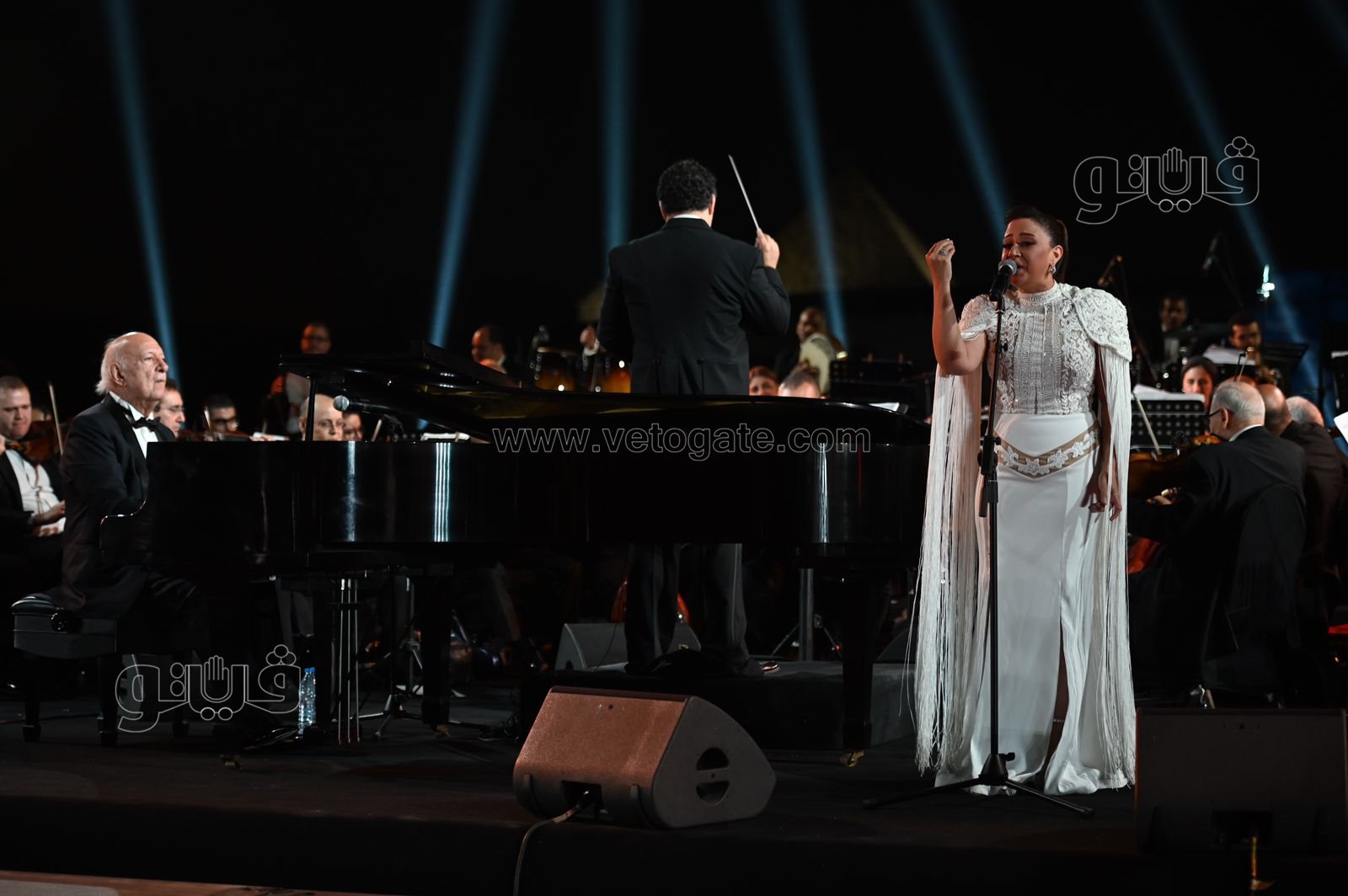 ريهام عبدالحكيم تتألق في حفل الصوت والضوء مع عمر خيرت (3)