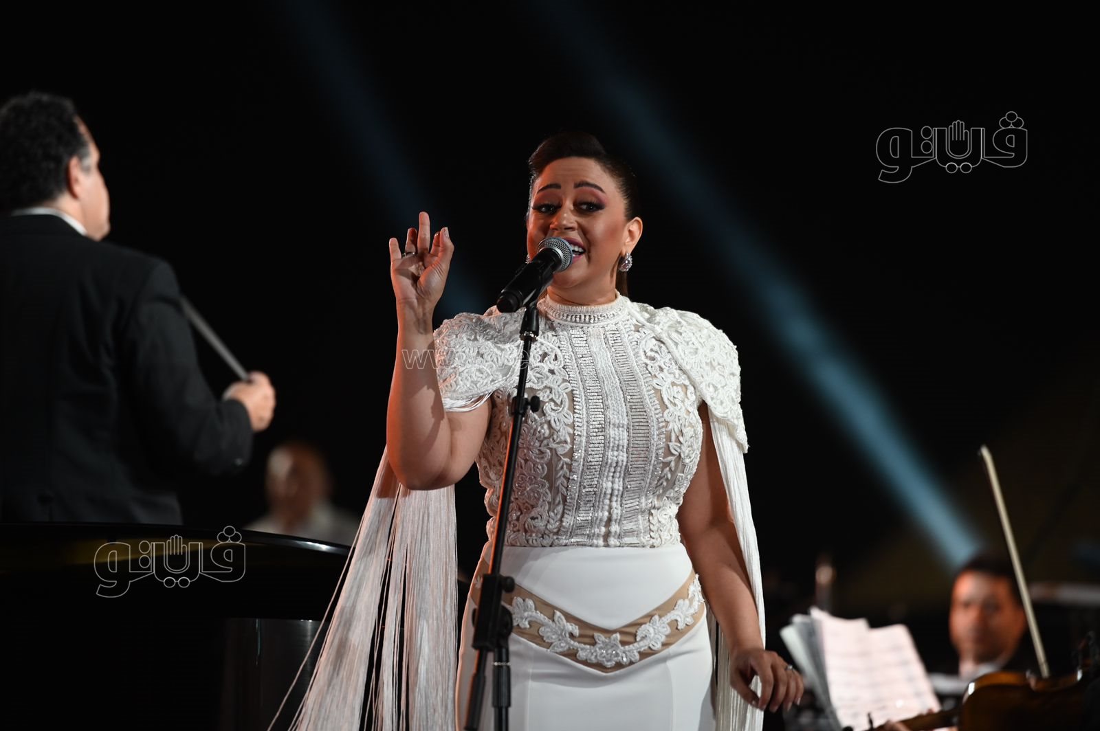 ريهام عبدالحكيم تتألق في حفل الصوت والضوء مع عمر خيرت (4)