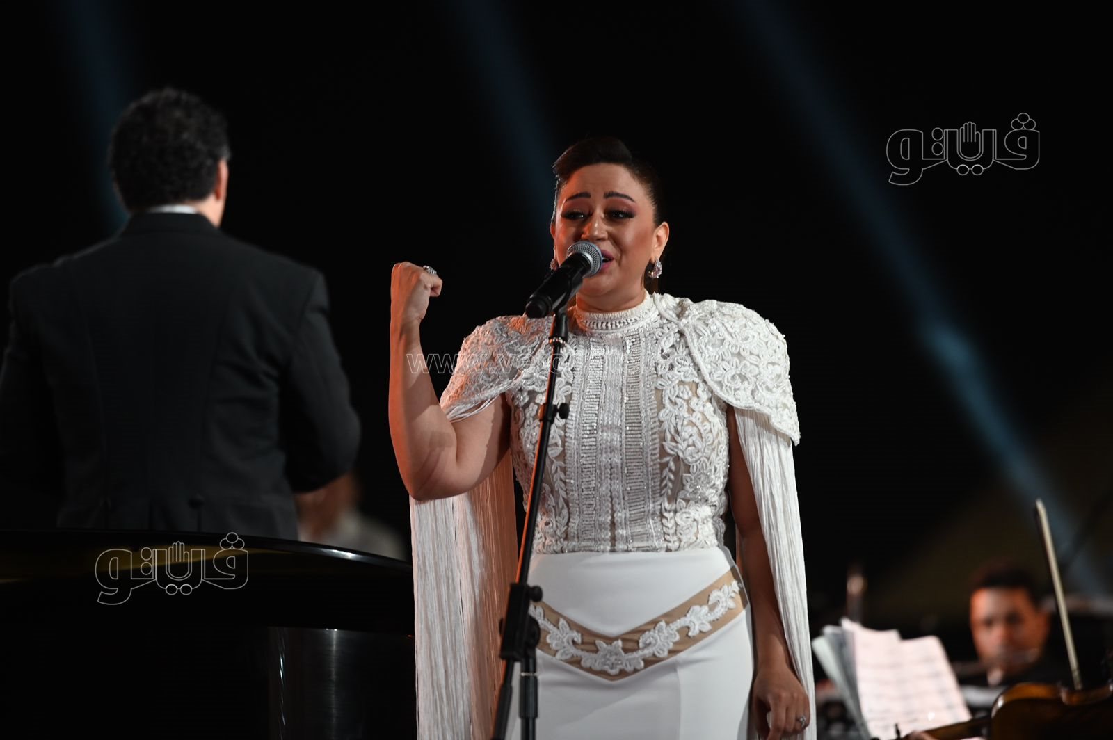 ريهام عبدالحكيم تتألق في حفل الصوت والضوء مع عمر خيرت (7)