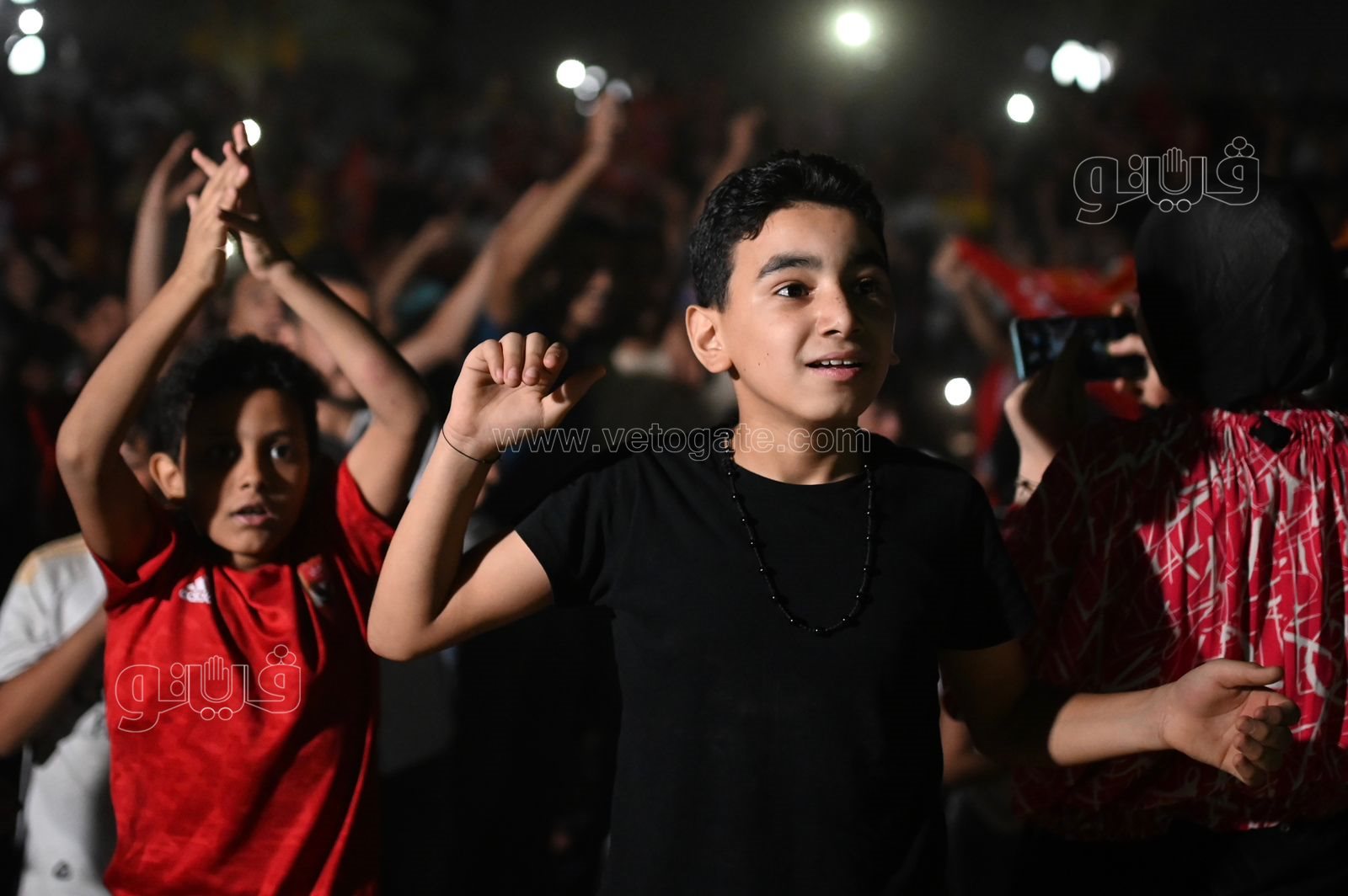 احتفالات جنونية للجماهير بالجزيرة فرحا بتتويج الأهلي بدوري أبطال أفريقيا (6)