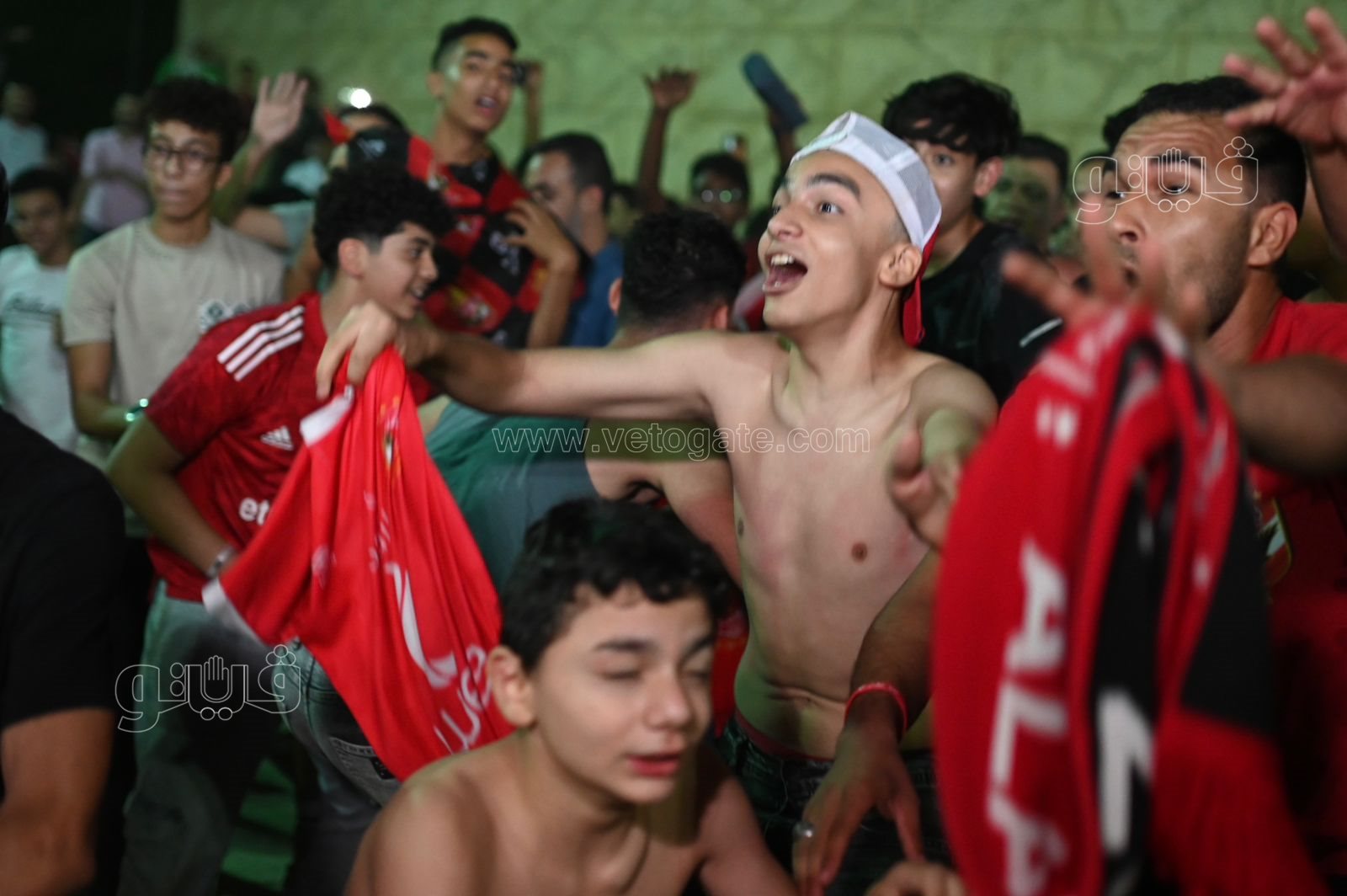 احتفالات جنونية للجماهير بالجزيرة فرحا بتتويج الأهلي بدوري أبطال أفريقيا (9)