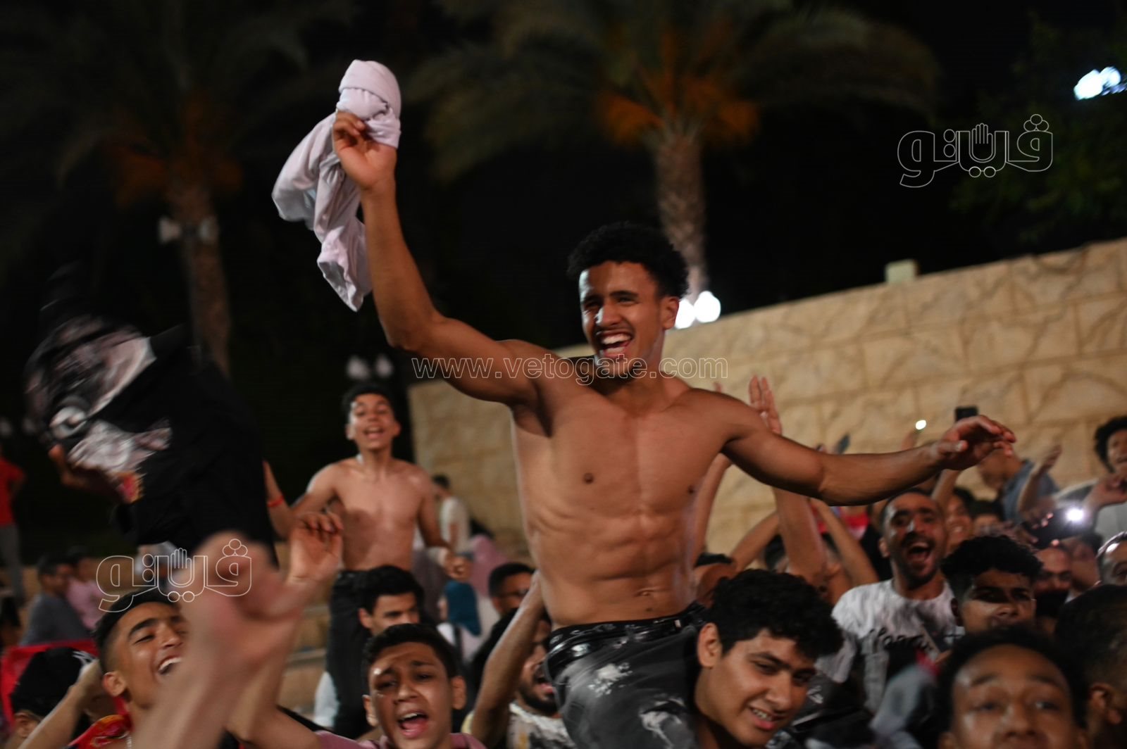 احتفالات جنونية للجماهير بالجزيرة فرحا بتتويج الأهلي بدوري أبطال أفريقيا (14)