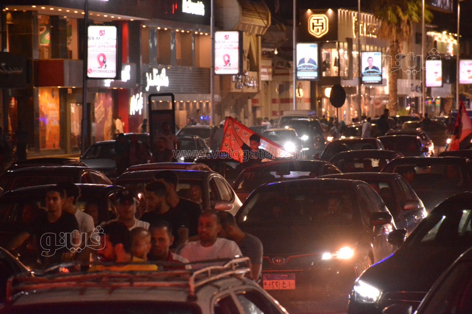 احتفال جماهير الأهلي أمام نادي الزمالك بالبطولة الأفريقية (1)